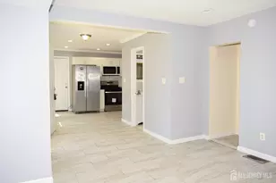 47 Christopher St, Carteret, NJ 07008 - Photo 7
