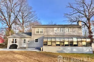 8 Constitution Ct, East Brunswick Township, NJ 08816 - Photo 57