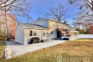 8 Constitution Ct, East Brunswick Township, NJ 08816 - Photo 59