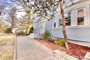 8 Constitution Ct, East Brunswick Township, NJ 08816 - Photo 7
