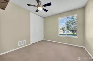 9 Carriage Pl, Edison, NJ 08820 - Photo 17