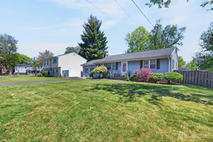 126 Jay Pl, Middlesex, NJ 08846 - Photo 5