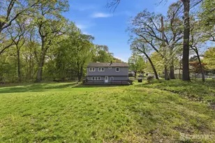 22 Prince Rd, East Brunswick Township, NJ 08816 - Photo 5