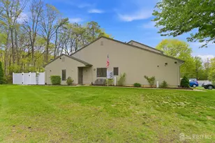 25 Carmel Ct, Old Bridge Township, NJ 08857 - Photo 23