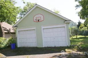 147 Delacy Ave, North Plainfield, NJ 07060 - Photo 21