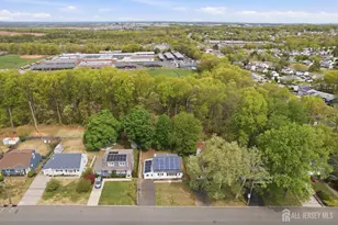 45 Kendall Dr, Sayreville, NJ 08859 - Photo 23