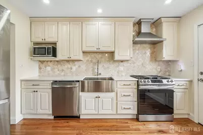 2 Marc Court, Edison, NJ 08820 - Photo 13