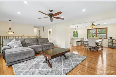 2 Marc Court, Edison, NJ 08820 - Photo 5