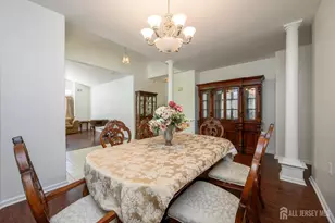 70 Vineyard Ct, Monroe Township, NJ 08831 - Photo 7