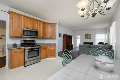 70 Vineyard Court, Monroe Township, NJ 08831 - Photo 15