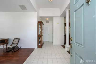 70 Vineyard Court, Monroe Township, NJ 08831 - Photo 3