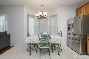 70 Vineyard Ct, Monroe Township, NJ 08831 - Photo 11