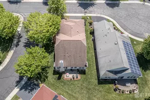 70 Vineyard Ct, Monroe Township, NJ 08831 - Photo 35