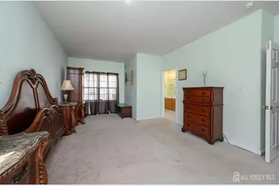 70 Vineyard Court, Monroe Township, NJ 08831 - Photo 23