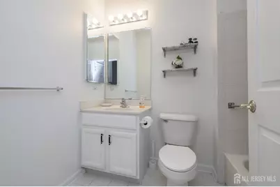70 Vineyard Court, Monroe Township, NJ 08831 - Photo 19