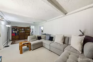 34 Ventnor Dr, Edison, NJ 08820 - Photo 21