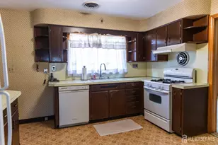 128 Clifford St, South Plainfield, NJ 08070 - Photo 9