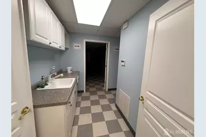 6 Moyse Place, Edison, NJ 08820 - Photo 9