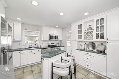 158 Grandview Avenue, Edison, NJ 08837 - Photo 11
