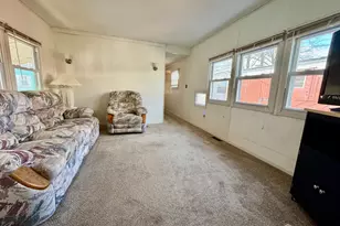 9 Sams Ct, Hazlet Township, NJ 07730 - Photo 3
