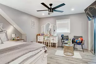 382 Douglas Rd, Roselle, NJ 07203 - Photo 17