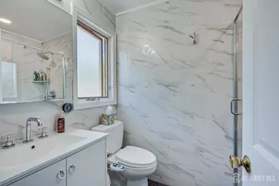 22 Celler Road, Edison, NJ 08817 - Photo 33