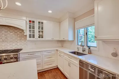 22 Celler Road, Edison, NJ 08817 - Photo 17