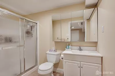 22 Celler Road, Edison, NJ 08817 - Photo 47