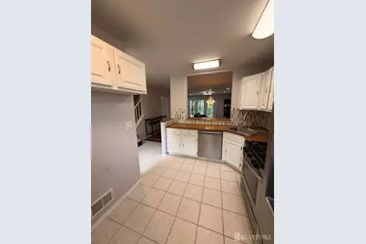 23 Morgan Place, East Brunswick Township, NJ 08816 - Photo 3