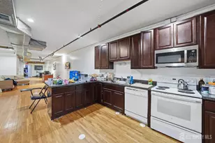 378 George St, New Brunswick, NJ 08901 - Photo 17