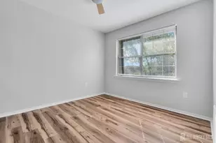 812 Green Hollow Dr, Iselin, NJ 08830 - Photo 13