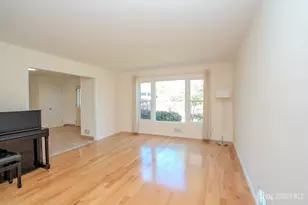 14 Dov Pl, South Brunswick Township, NJ 08824 - Photo 9