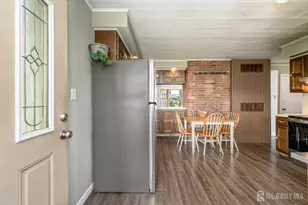 214 Colonia Blvd, Colonia, NJ 07067 - Photo 7
