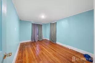 88 Woodbridge Ave, Sewaren, NJ 07077 - Photo 3
