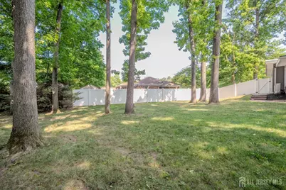 12 Taylor Drive, New Brunswick, NJ 08901 - Photo 7