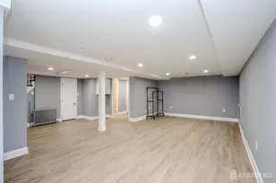 12 Taylor Dr, New Brunswick, NJ 08901 - Photo 27