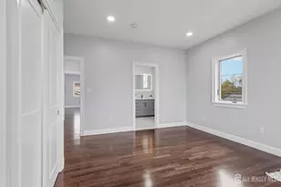 239 Suttons Ln, Edison, NJ 08817 - Photo 57