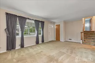 27 Fraley Dr, Franklin Township, NJ 08873 - Photo 5