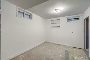 520 N Park Dr N, Perth Amboy, NJ 08861 - Photo 15