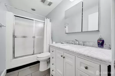 81-B Banyan Plaza, Monroe Township, NJ 08831 - Photo 11