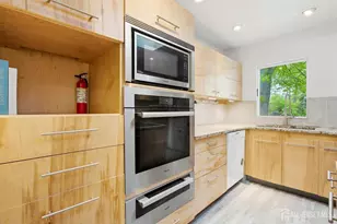 98 S Main Street S, Cranbury Township, NJ 08512 - Photo 13