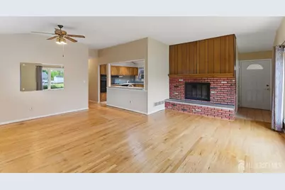 94 Boulevard W, Old Bridge Township, NJ 07735 - Photo 5