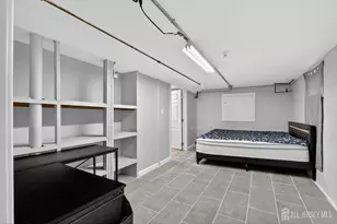 [Address not provided], Woodbridge Township, NJ 07095 - Photo 17