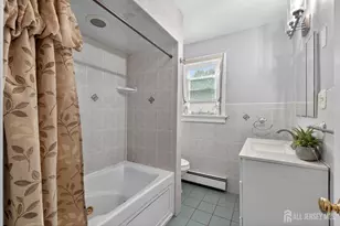 [Address not provided], Woodbridge Township, NJ 07095 - Photo 13