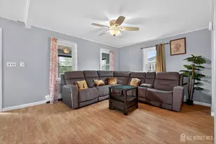[Address not provided], Woodbridge Township, NJ 07095 - Photo 5