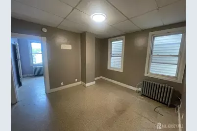385 Washington Street, Perth Amboy, NJ 08861 - Photo 7