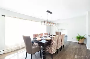 67 Thomas Pl, Edison, NJ 08837 - Photo 9