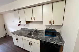 311 Edison Glen Ter Terrace, Edison, NJ 08837 - Photo 7