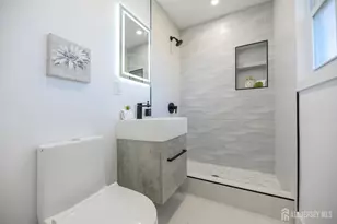 17 Wellington Rd, East Brunswick Township, NJ 08816 - Photo 11