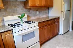 5 Coventry Ct, Old Bridge Township, NJ 07747 - Photo 3